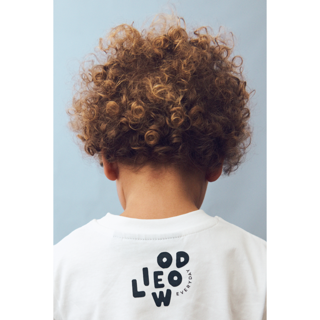 Classic White Organic Cotton T-Shirt with Relaxed Loose Fit & Ribbed Crew Neck for Kids Everyday Wear